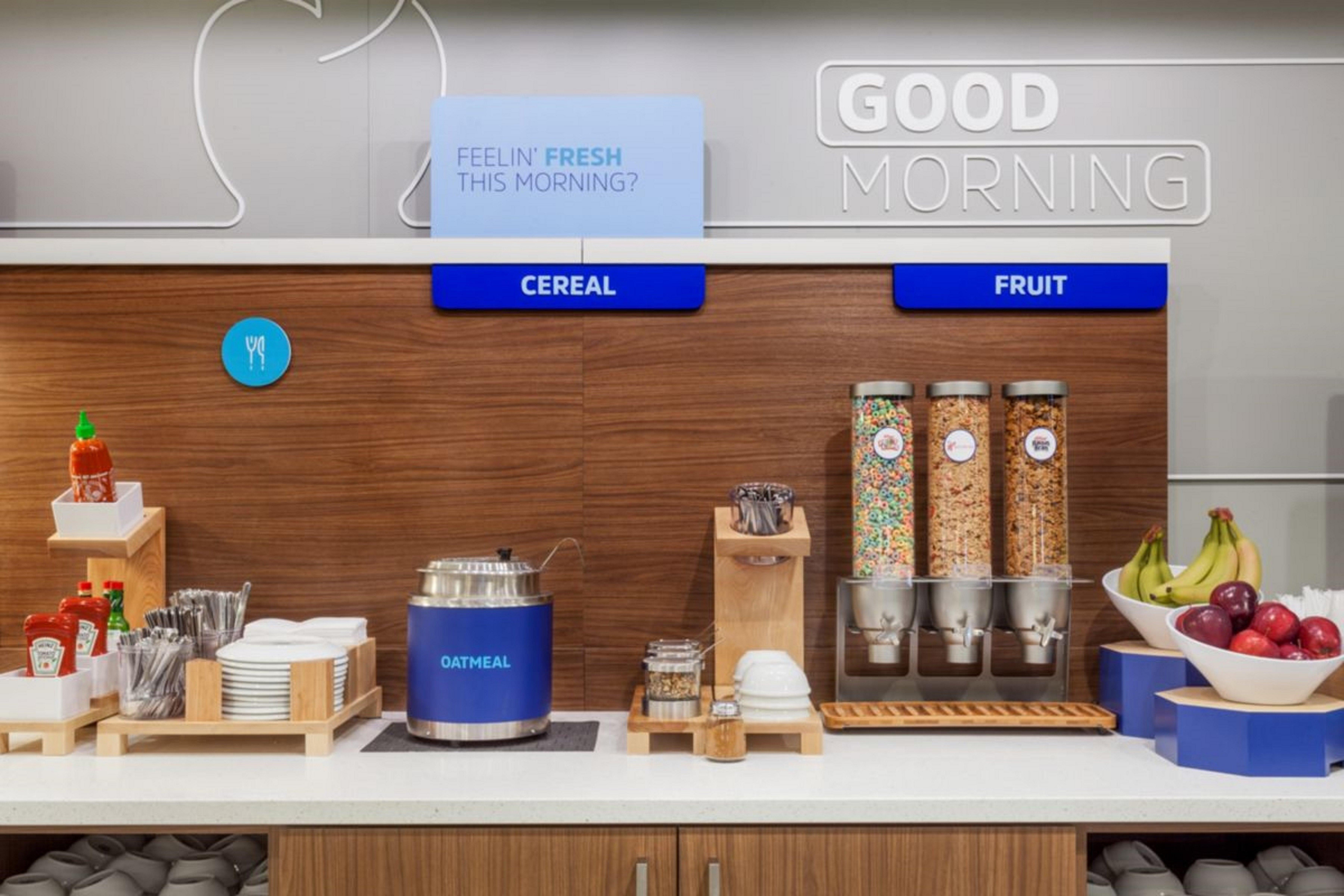 Holiday Inn Express & Suites - Detroit North - Roseville By Ihg Luaran gambar
