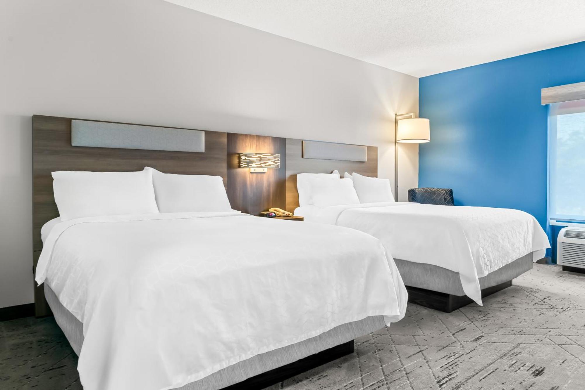 Holiday Inn Express & Suites - Detroit North - Roseville By Ihg Luaran gambar