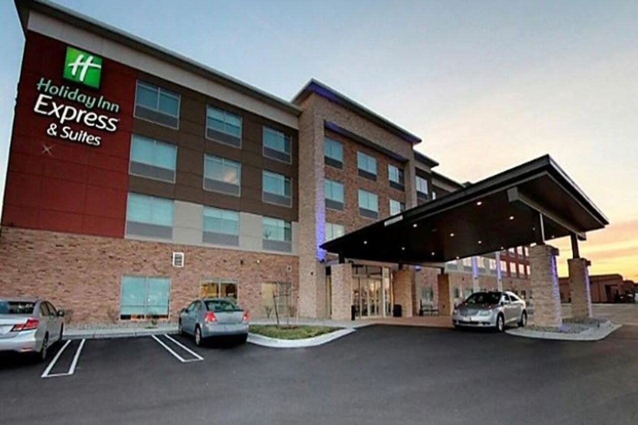 Holiday Inn Express & Suites - Detroit North - Roseville By Ihg Luaran gambar