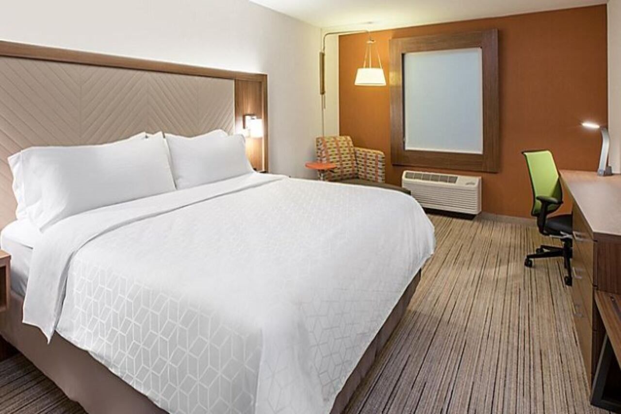 Holiday Inn Express & Suites - Detroit North - Roseville By Ihg Luaran gambar